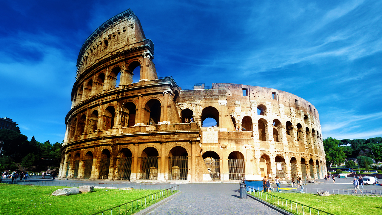 Even today, thousands of visitors still marvel at the design of the Colosseum
